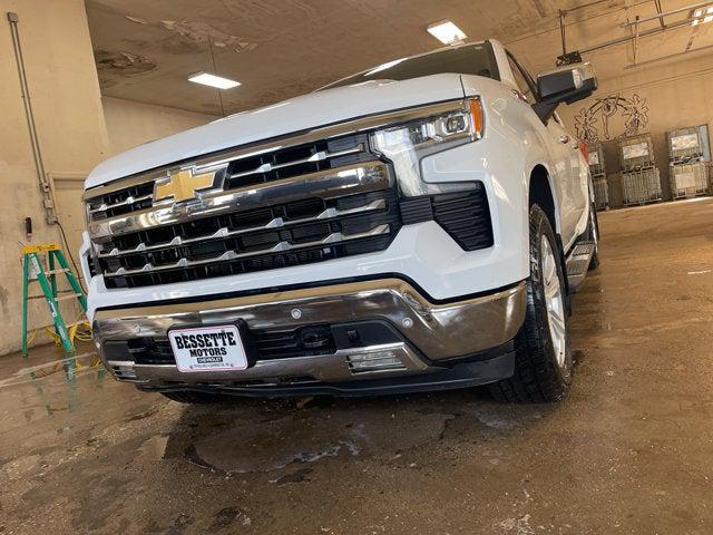 2023 Chevrolet Silverado 1500 4WD Crew Cab Short Bed LTZ