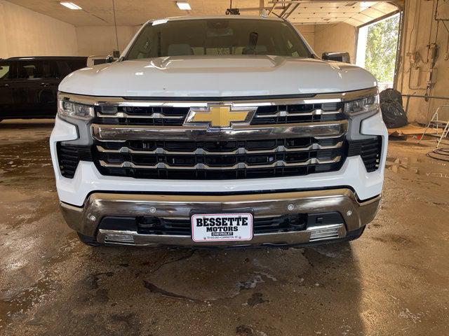 2023 Chevrolet Silverado 1500 4WD Crew Cab Short Bed LTZ