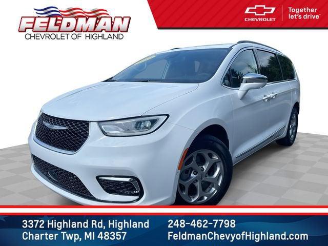 2022 Chrysler Pacifica Limited AWD