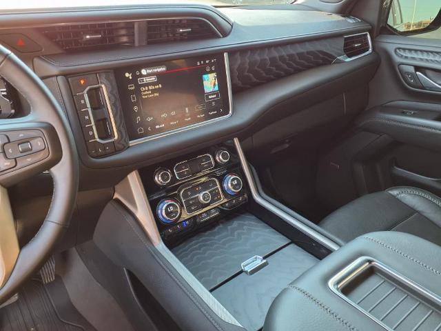 2023 GMC Yukon XL 4WD Denali