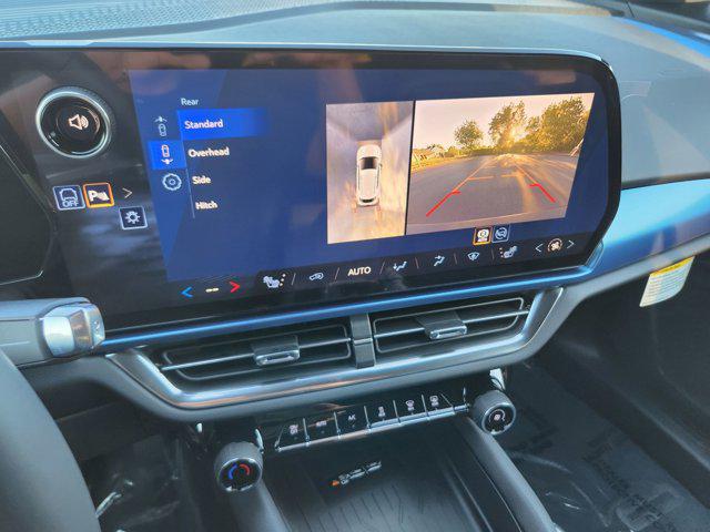 2026 Chevrolet Equinox LT2 w/PDE