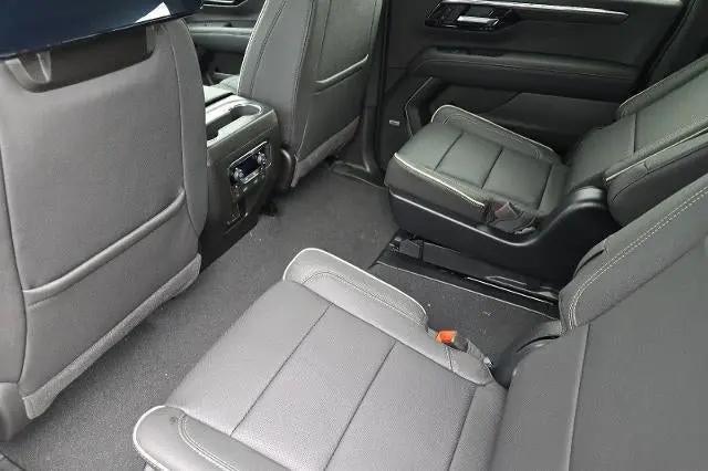 2026 Chevrolet Suburban Premier, 4WD