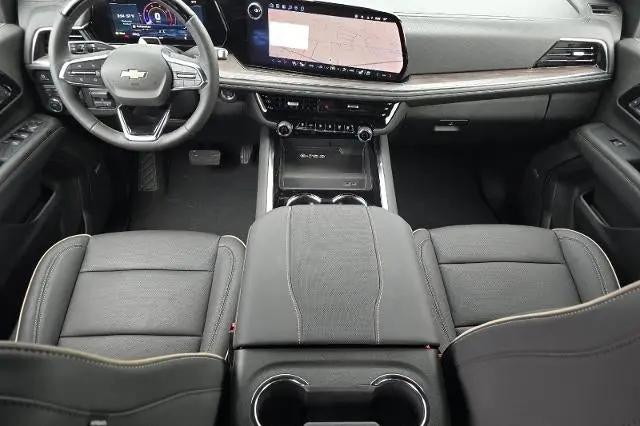 2026 Chevrolet Suburban Premier, 4WD
