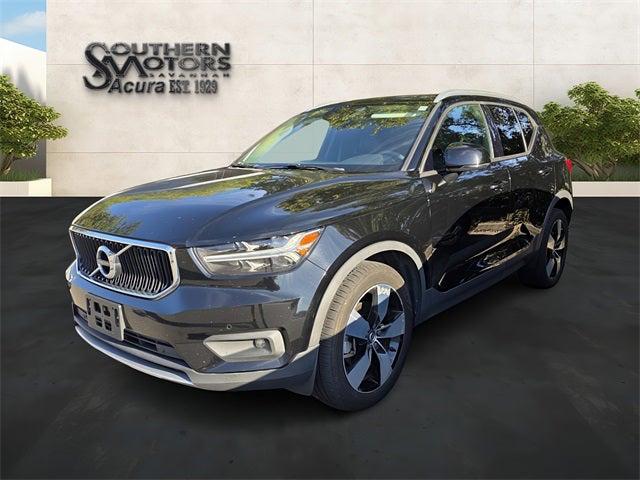 2021 Volvo XC40 T5 Momentum 2021 Volvo XC40 T5 Momentum
