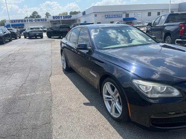 2014 BMW 750i 750i