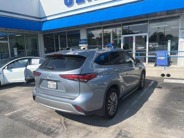 2021 Toyota Highlander Platinum