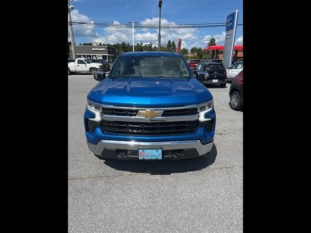 2022 Chevrolet Silverado 1500 4WD Crew Cab Standard Bed LT