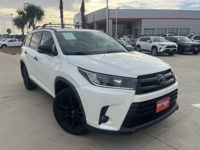 2019 Toyota Highlander SE