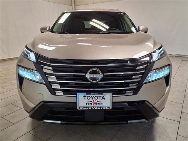 2024 Nissan Rogue Platinum FWD