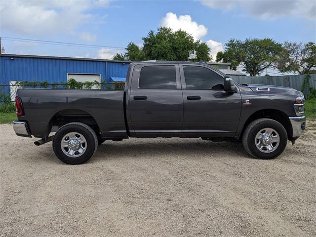2025 RAM 2500 Tradesman Crew Cab 4x4 64 Box
