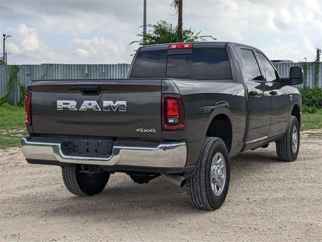 2025 RAM 2500 Tradesman Crew Cab 4x4 64 Box