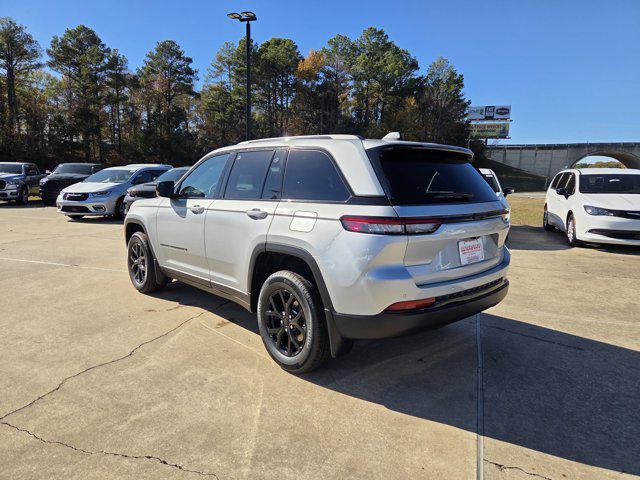 2025 Jeep Grand Cherokee GRAND CHEROKEE ALTITUDE 4X2