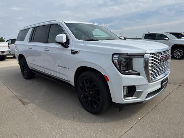 2023 GMC Yukon XL 4WD Denali