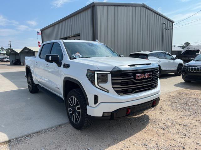 2024 GMC Sierra 1500 4WD Crew Cab Short Box AT4