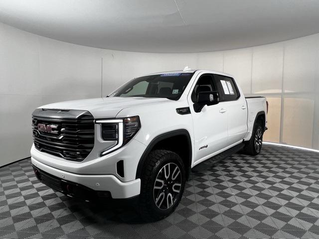 2024 GMC Sierra 1500 4WD Crew Cab Short Box AT4