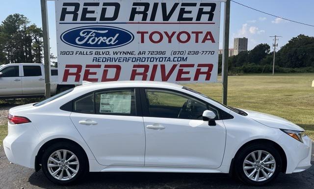 2025 Toyota Corolla Hybrid LE