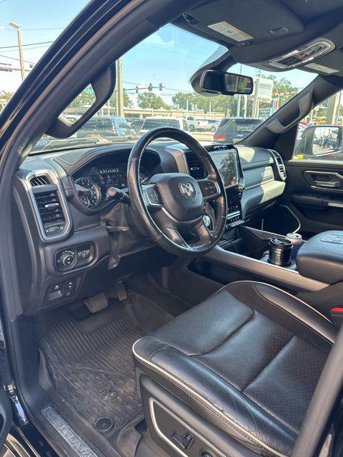 2020 RAM 1500 Laramie Crew Cab 4x4 57 Box