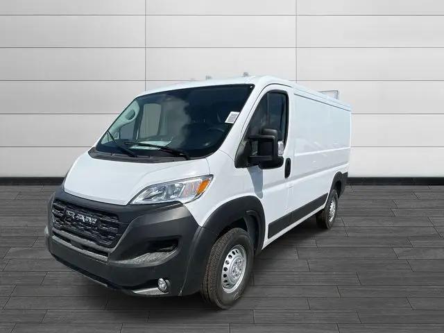 2026 Ram ProMaster Cargo Van Tradesman Low Roof 136" WB w/Pass Seat