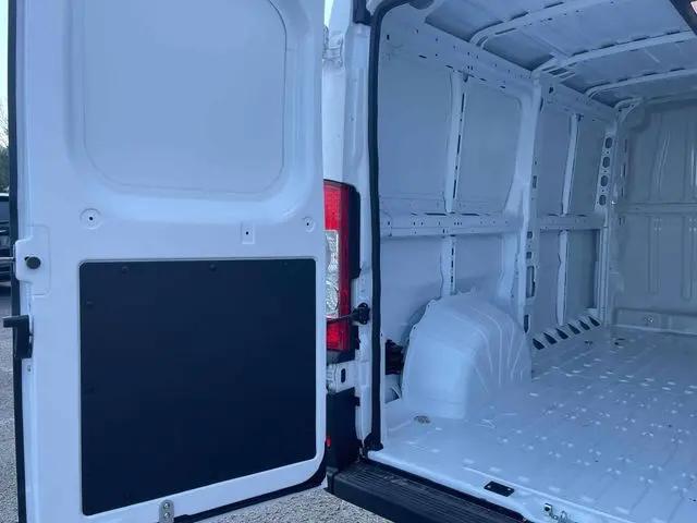 2026 Ram ProMaster Cargo Van Tradesman Low Roof 136" WB w/Pass Seat