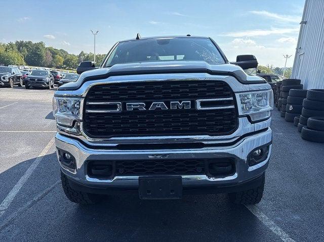2022 RAM 3500 Big Horn Crew Cab 4x4 8 Box