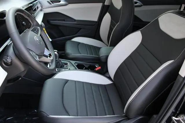 2025 Volkswagen Taos 1.5T SEL