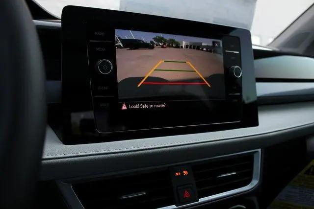 2025 Volkswagen Taos 1.5T SEL