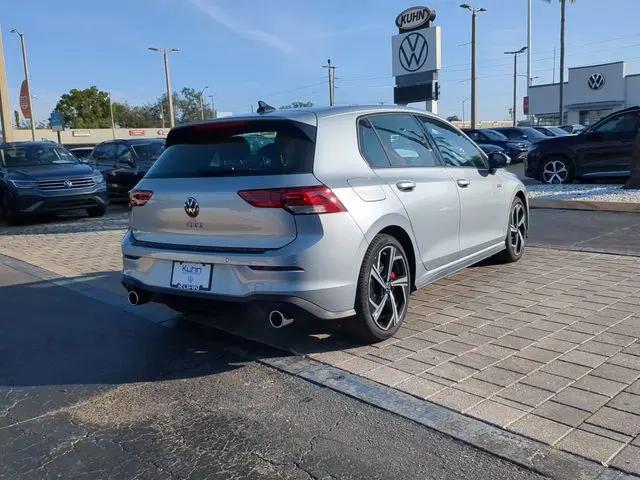 2026 Volkswagen Golf GTI SE