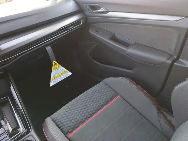 2026 Volkswagen Golf GTI SE