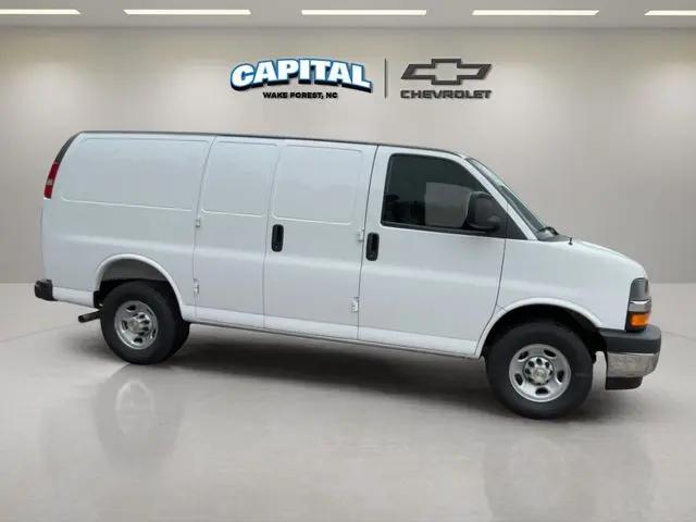 2025 Chevrolet Express Cargo Van RWD 2500 Regular Wheelbase WT
