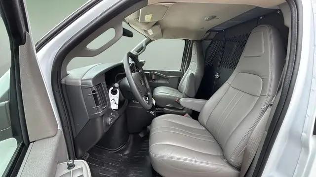 2025 Chevrolet Express Cargo Van RWD 2500 Regular Wheelbase WT