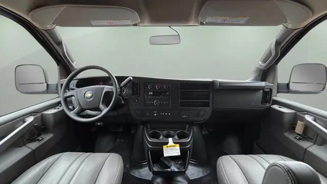 2025 Chevrolet Express Cargo Van RWD 2500 Regular Wheelbase WT