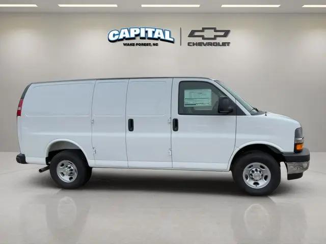 2025 Chevrolet Express Cargo Van RWD 2500 Regular Wheelbase WT