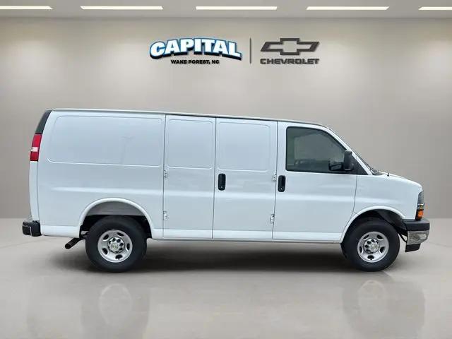 2025 Chevrolet Express Cargo Van RWD 2500 Regular Wheelbase WT