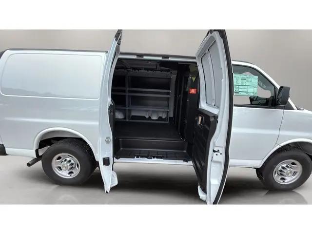 2025 Chevrolet Express Cargo Van RWD 2500 Regular Wheelbase WT