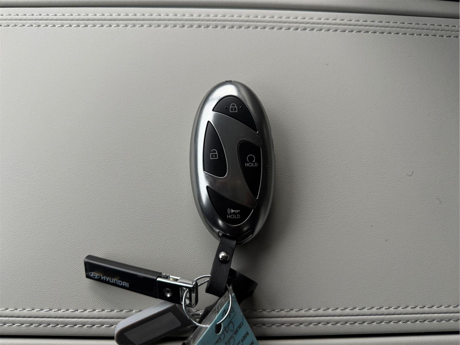 2026 Hyundai Santa Fe SEL - Photo 12