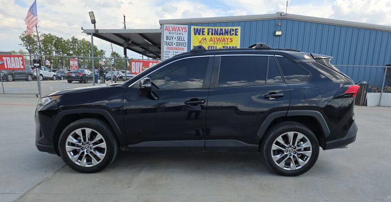 2021 Toyota RAV4 XLE Premium