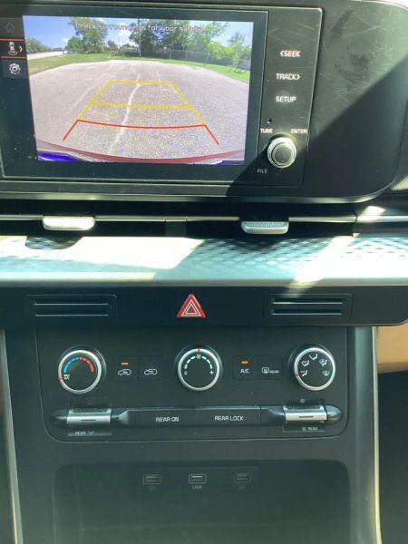 2023 Kia Carnival MPV LX Seat Package