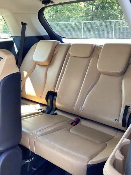 2023 Kia Carnival MPV LX Seat Package