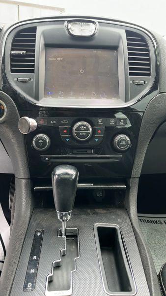 2012 Chrysler 300 S V8