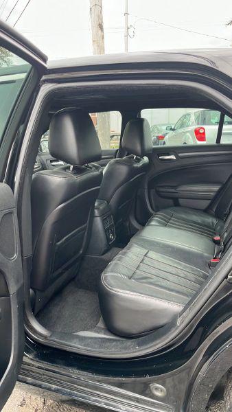 2012 Chrysler 300 S V8