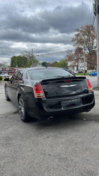 2012 Chrysler 300 S V8