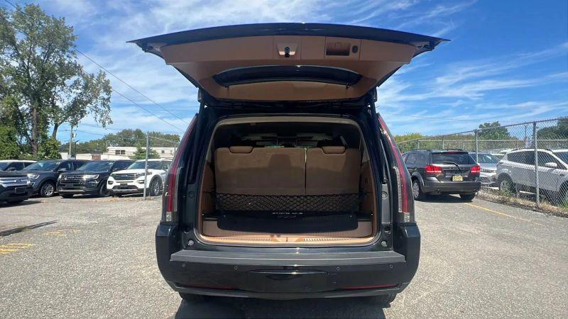 2016 Cadillac Escalade Platinum