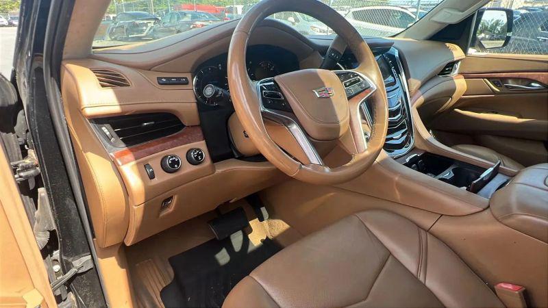 2016 Cadillac Escalade Platinum