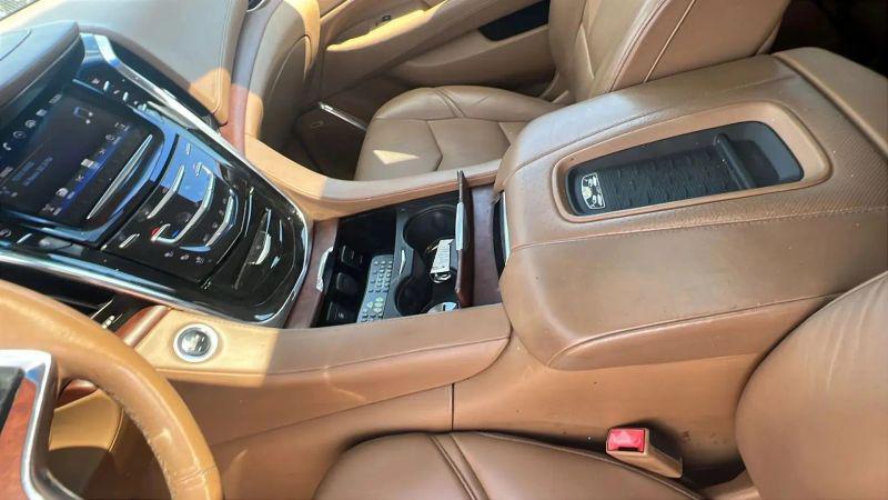 2016 Cadillac Escalade Platinum