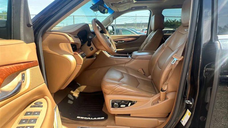 2016 Cadillac Escalade Platinum