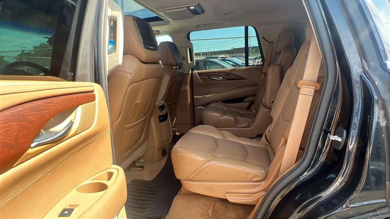 2016 Cadillac Escalade Platinum