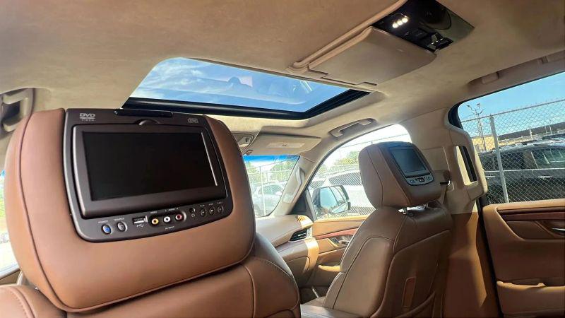 2016 Cadillac Escalade Platinum