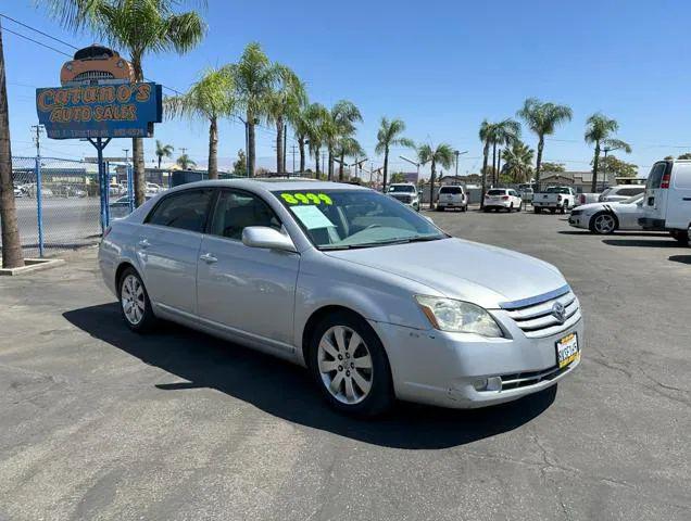 2005 Toyota Avalon XLS for sale in Bakersfield, CA