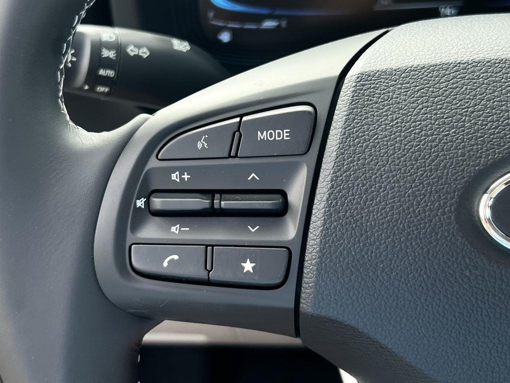 2026 Hyundai Venue SEL - Photo 15