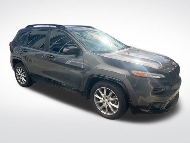 2018 Jeep Cherokee Latitude Tech Connect FWD